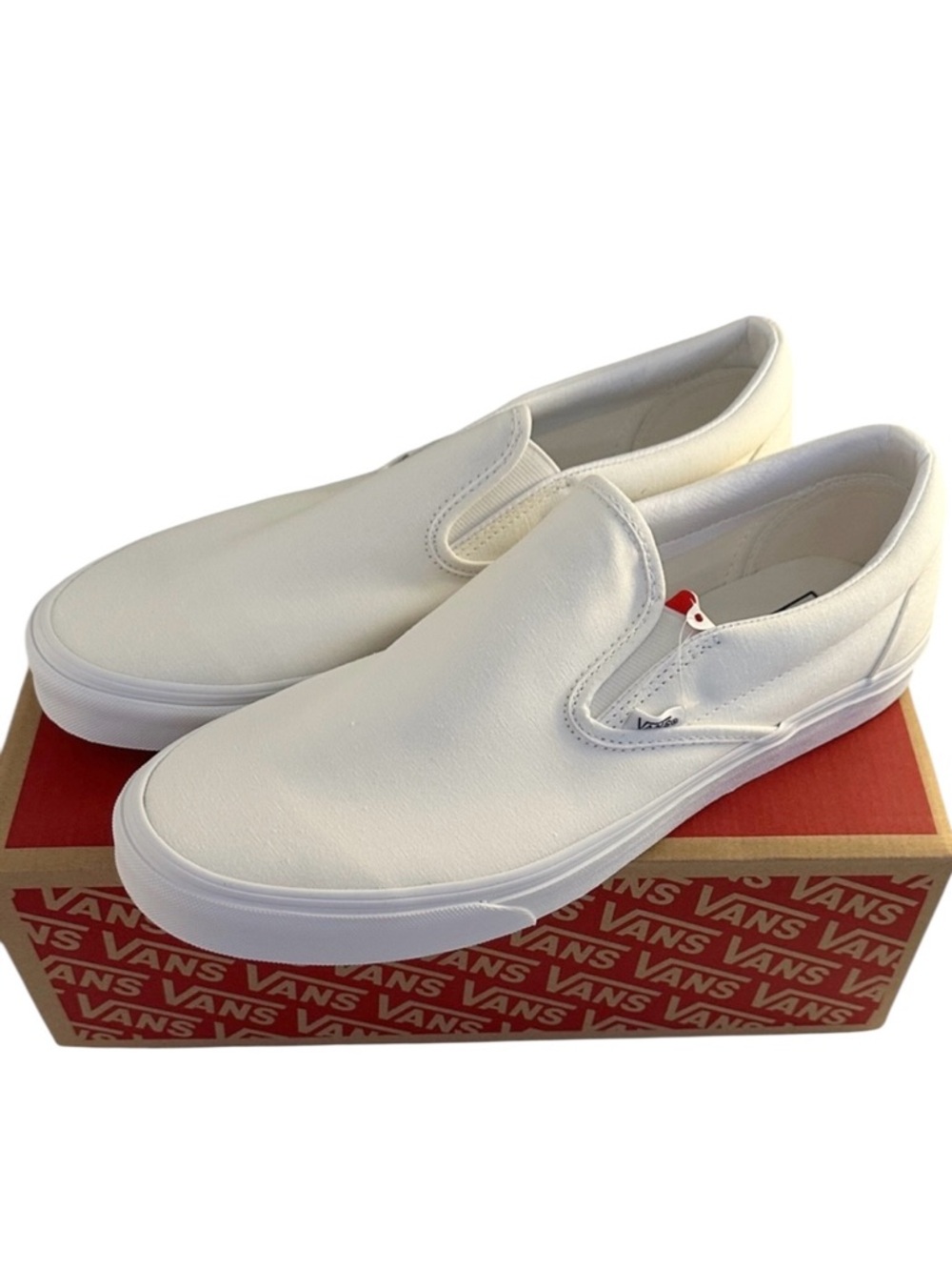 Vans Classic Slip On True White Men's Sneakers Shoes Size 11.5 New in Box!